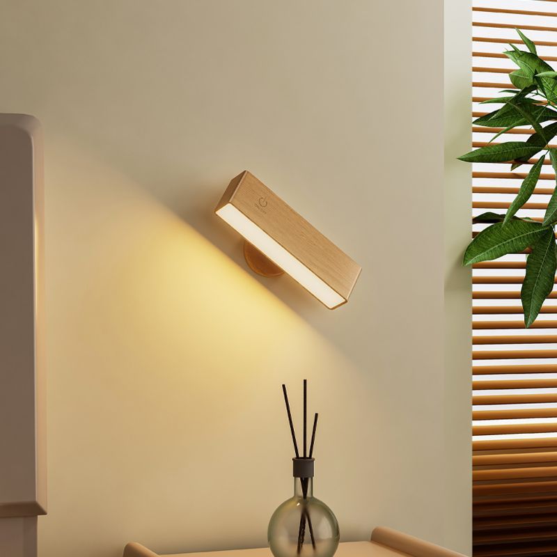Rechargeable Wall Sconce with Remote Control – Adjustable Brightness Wood Wall Light for Versatile Lighting